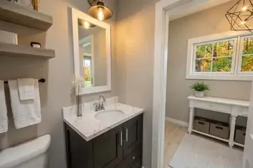 Flexible upstairs loft used as a second living area